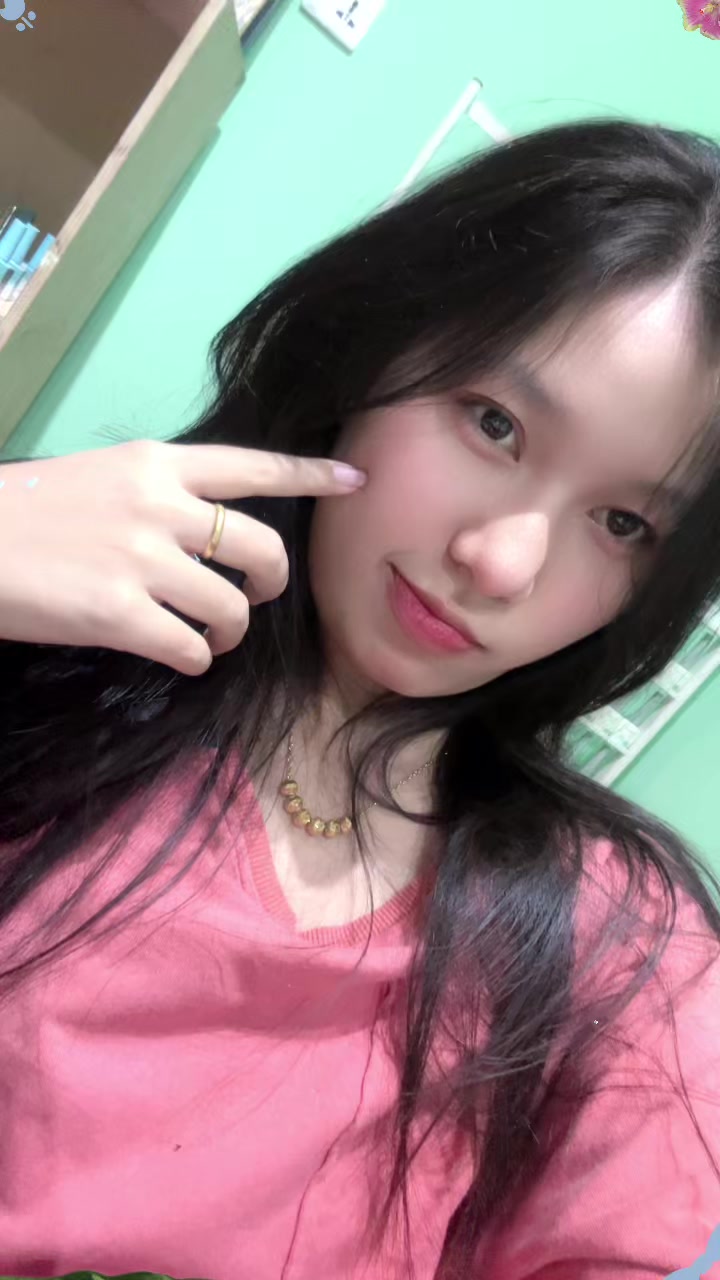 @Nyein (Nail Artist 💅✨)