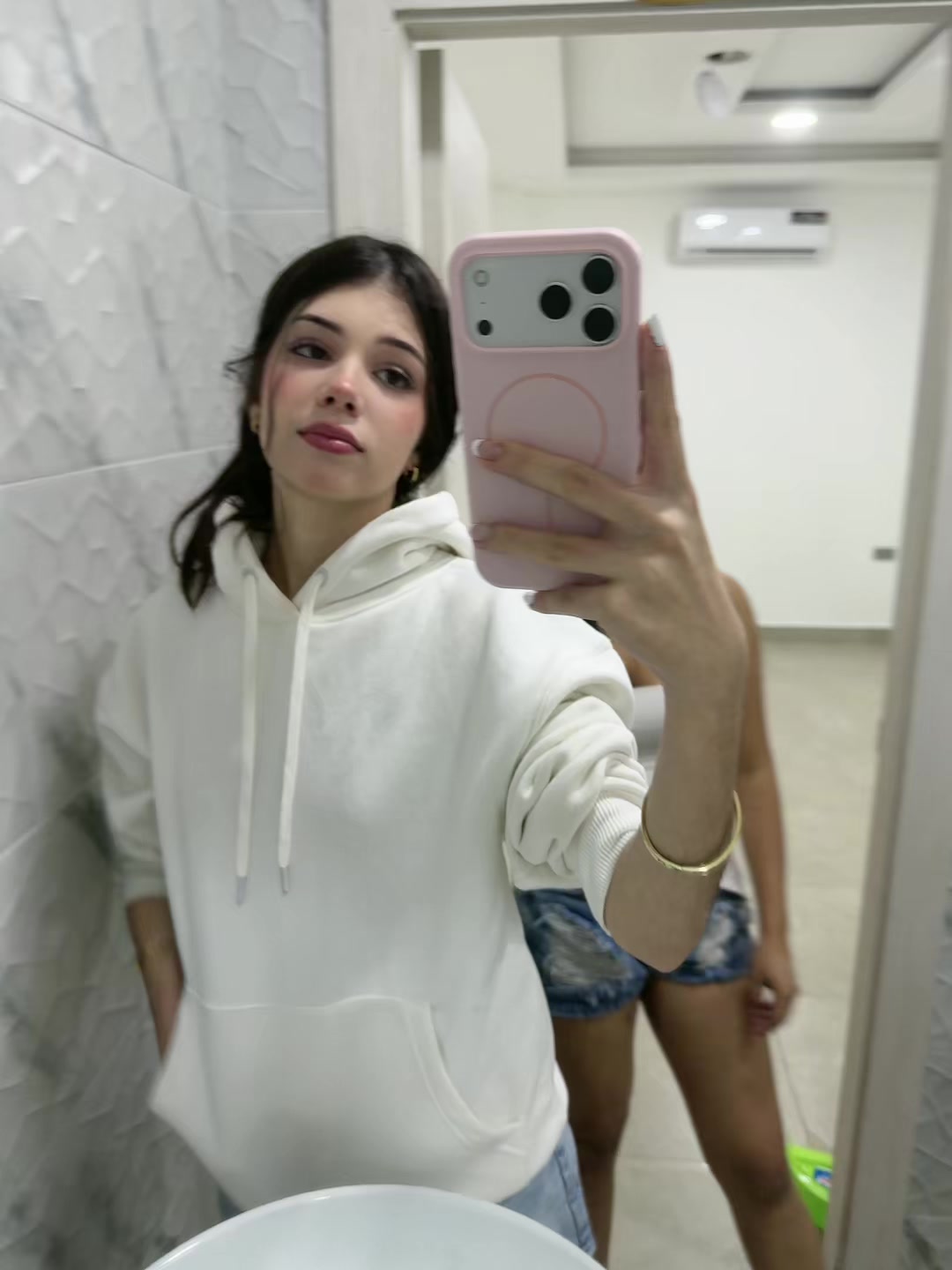 @andhrea<3