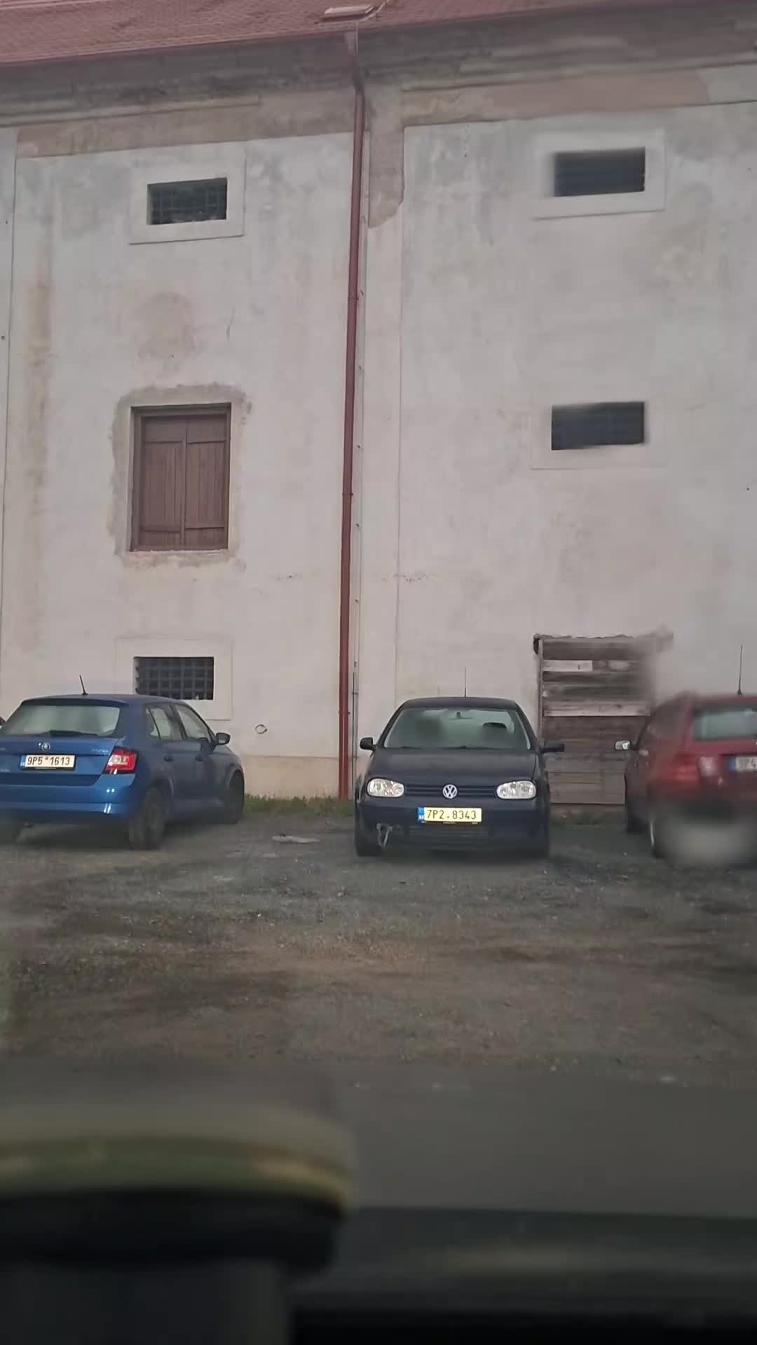 @Brčál