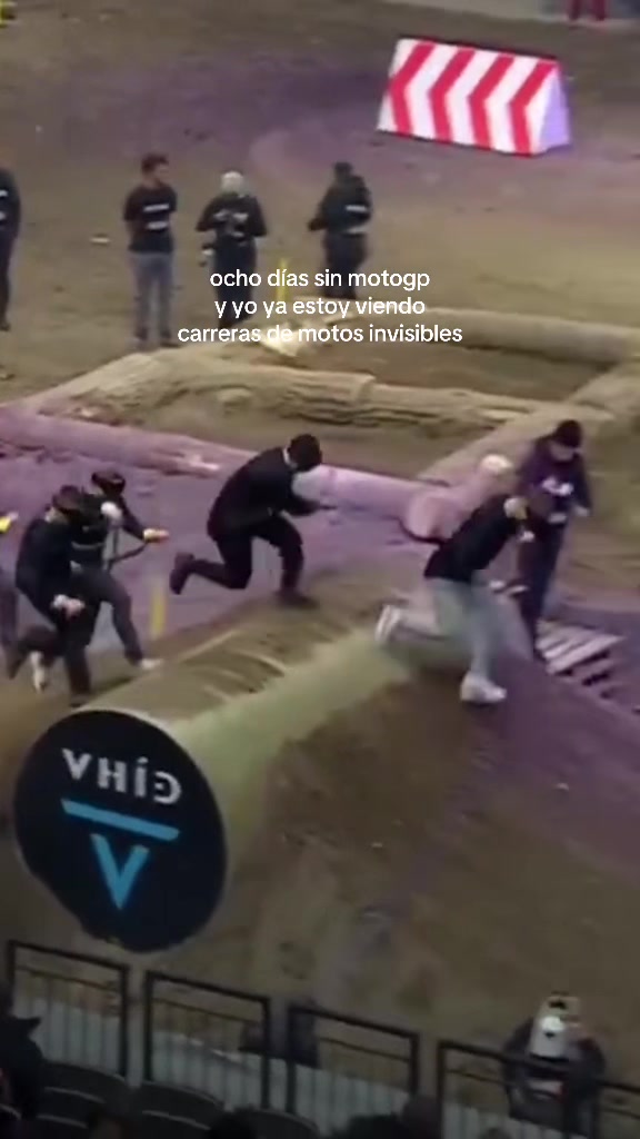 @Mar&iacute;a 📚🤍