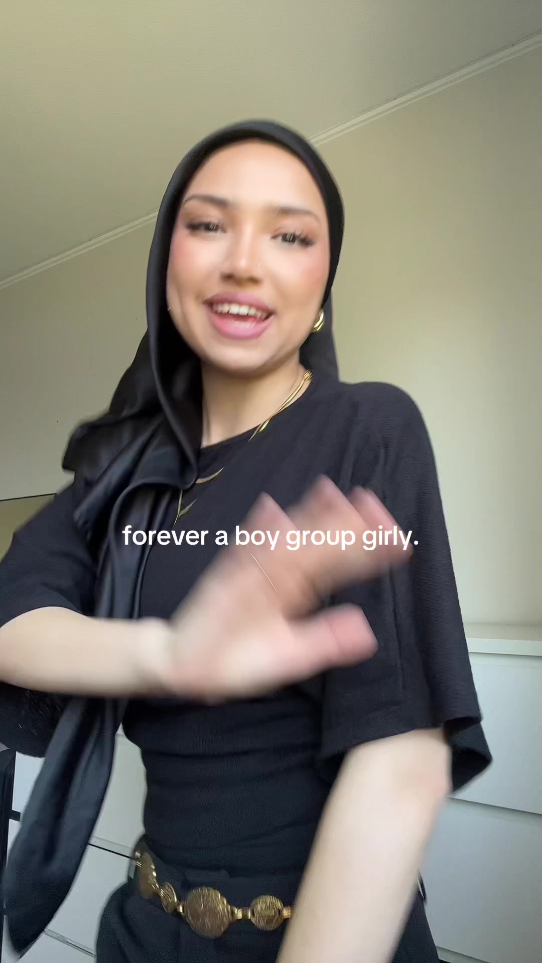 @TAYTAY