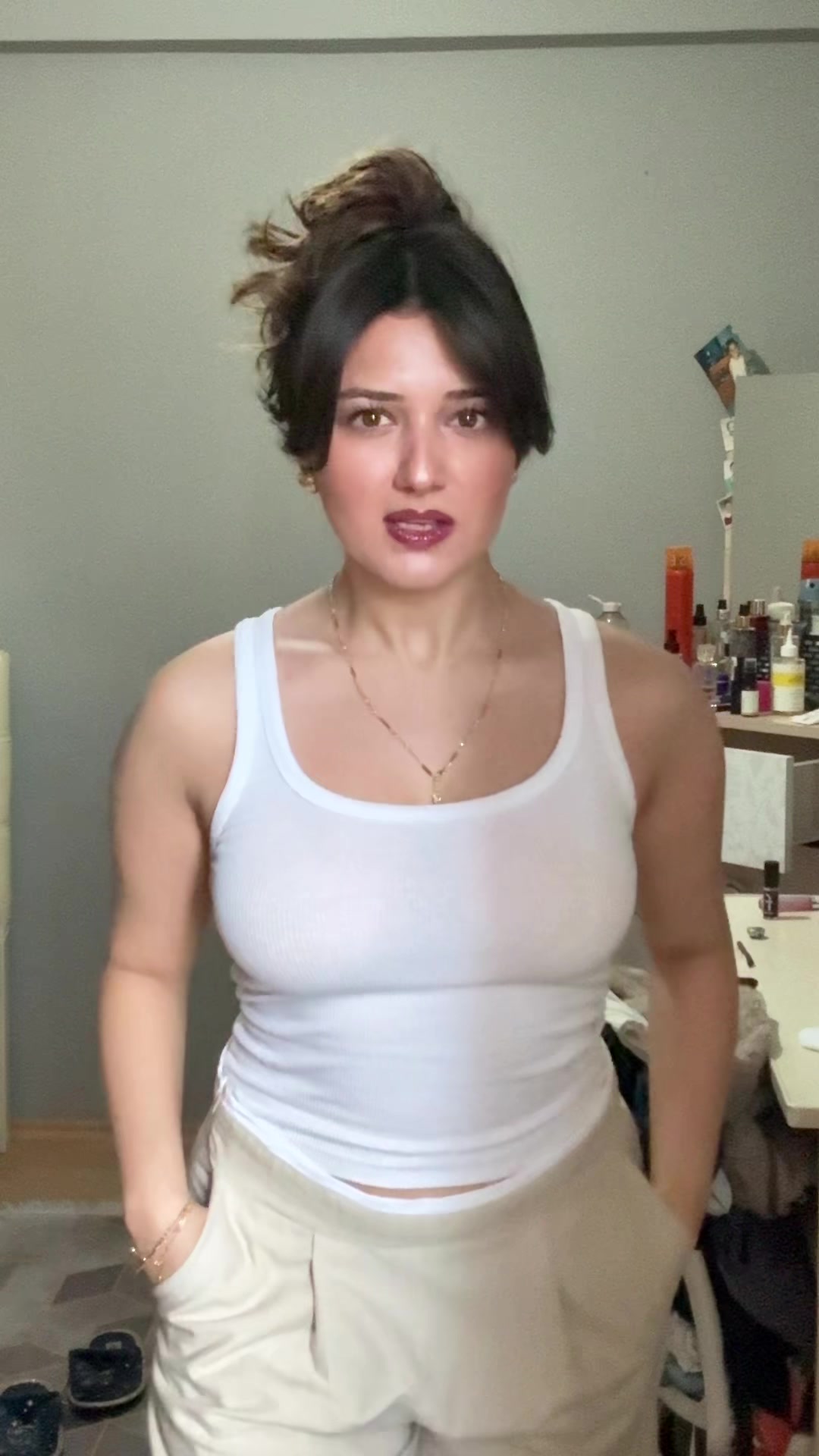 @Cansu