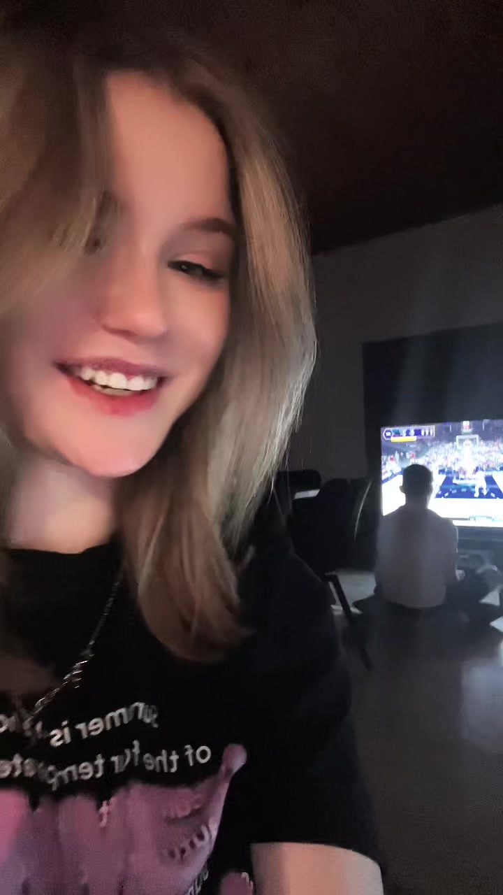 @Kariwepl