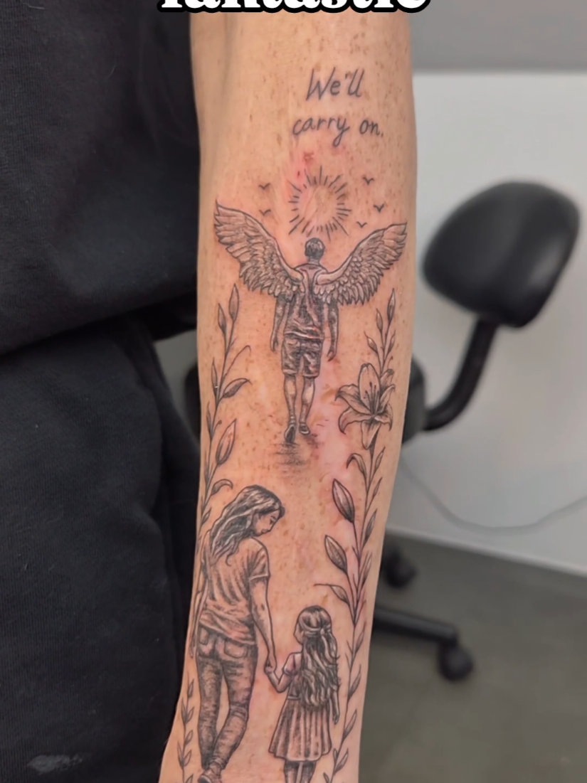 @Crying King Tattoos