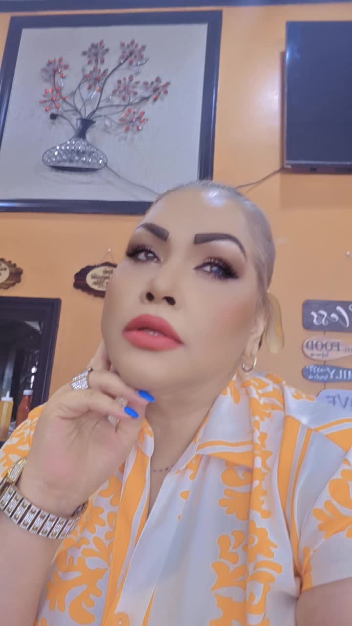 @iris lorena Diaz
