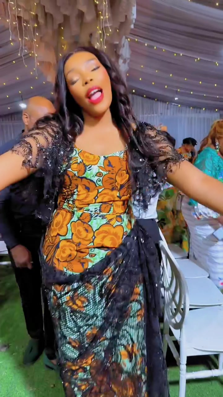 @Deborah mishika