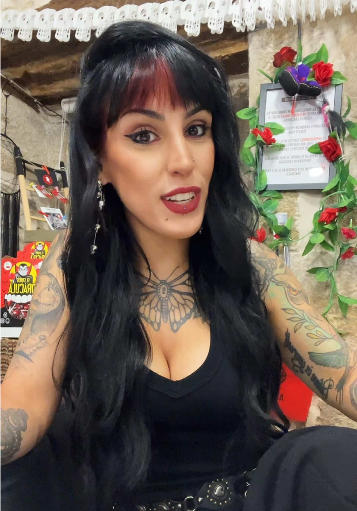 @Artistinta