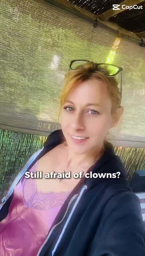 @Feelyne