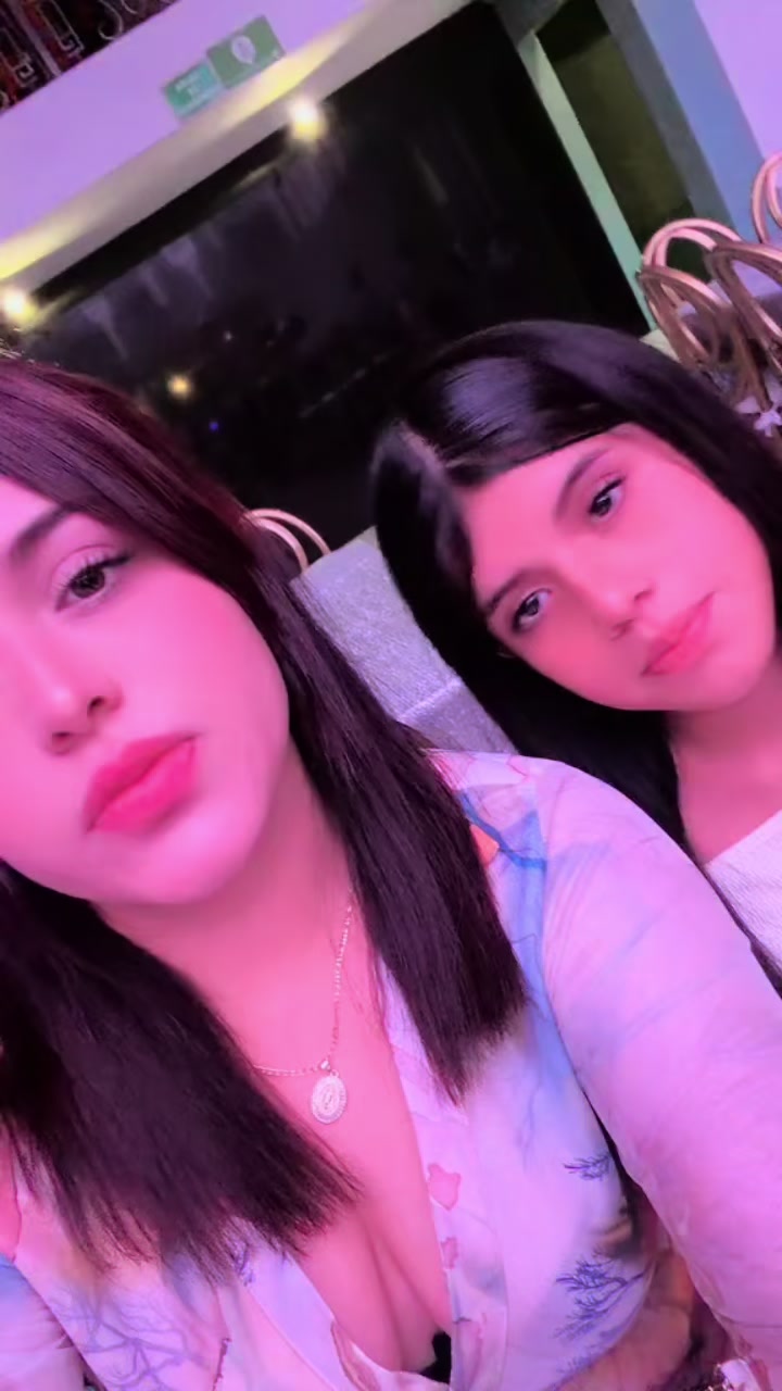 @Adriana🖤