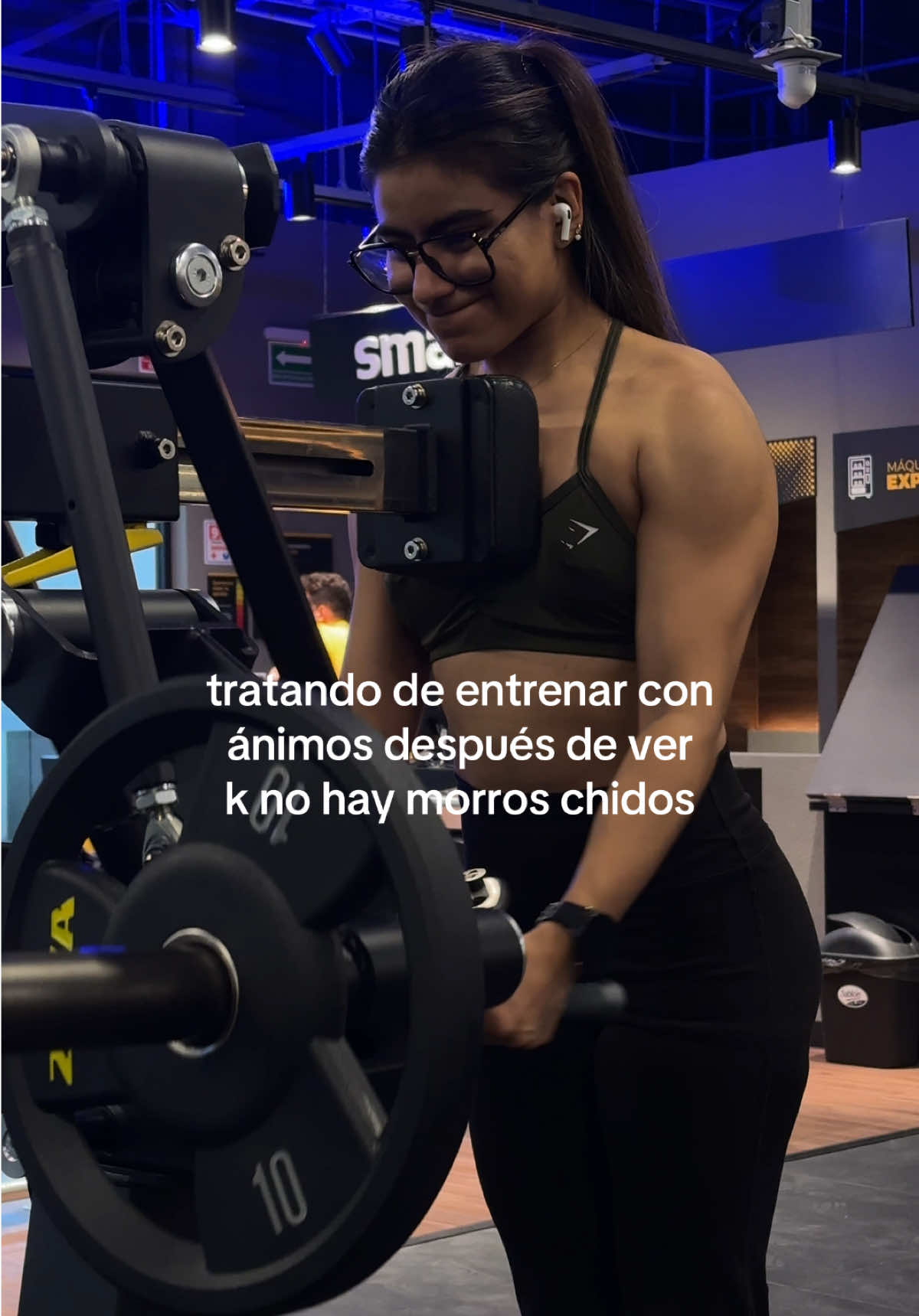 @vanessearez