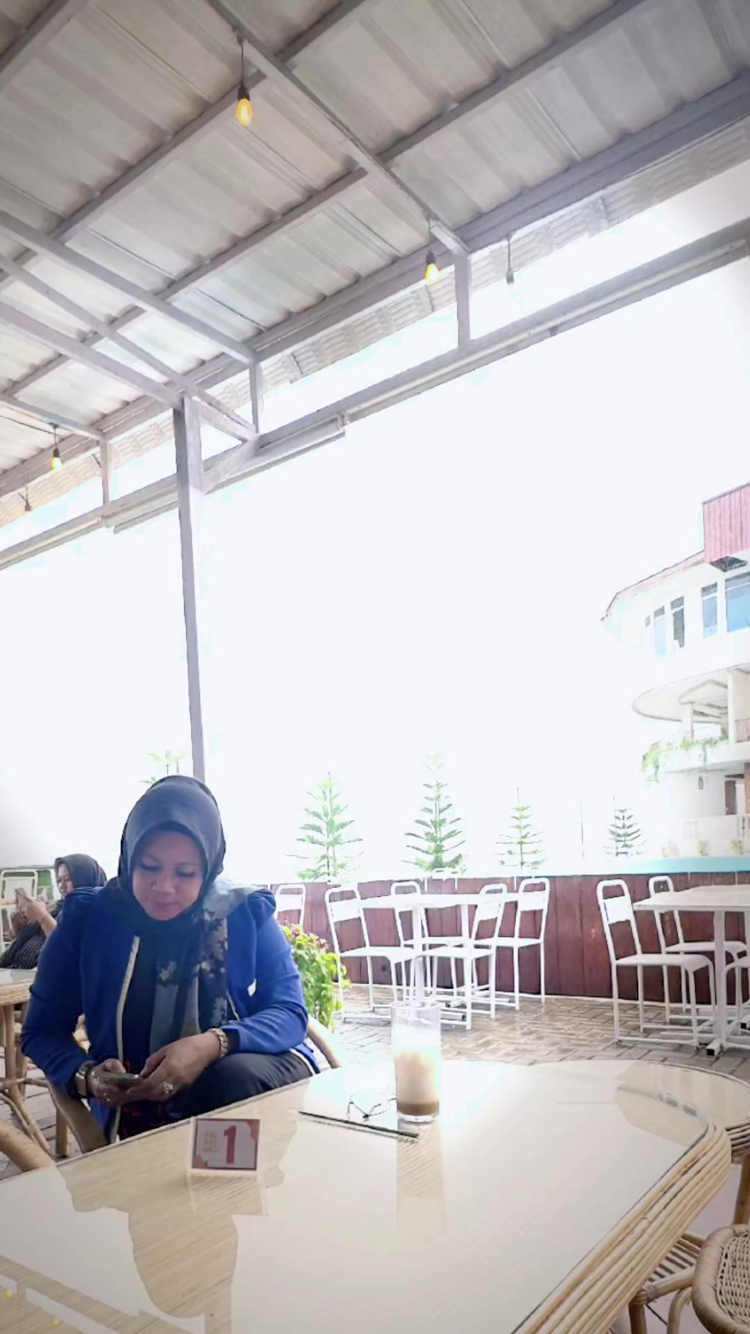 @Eka Etyka Loeep