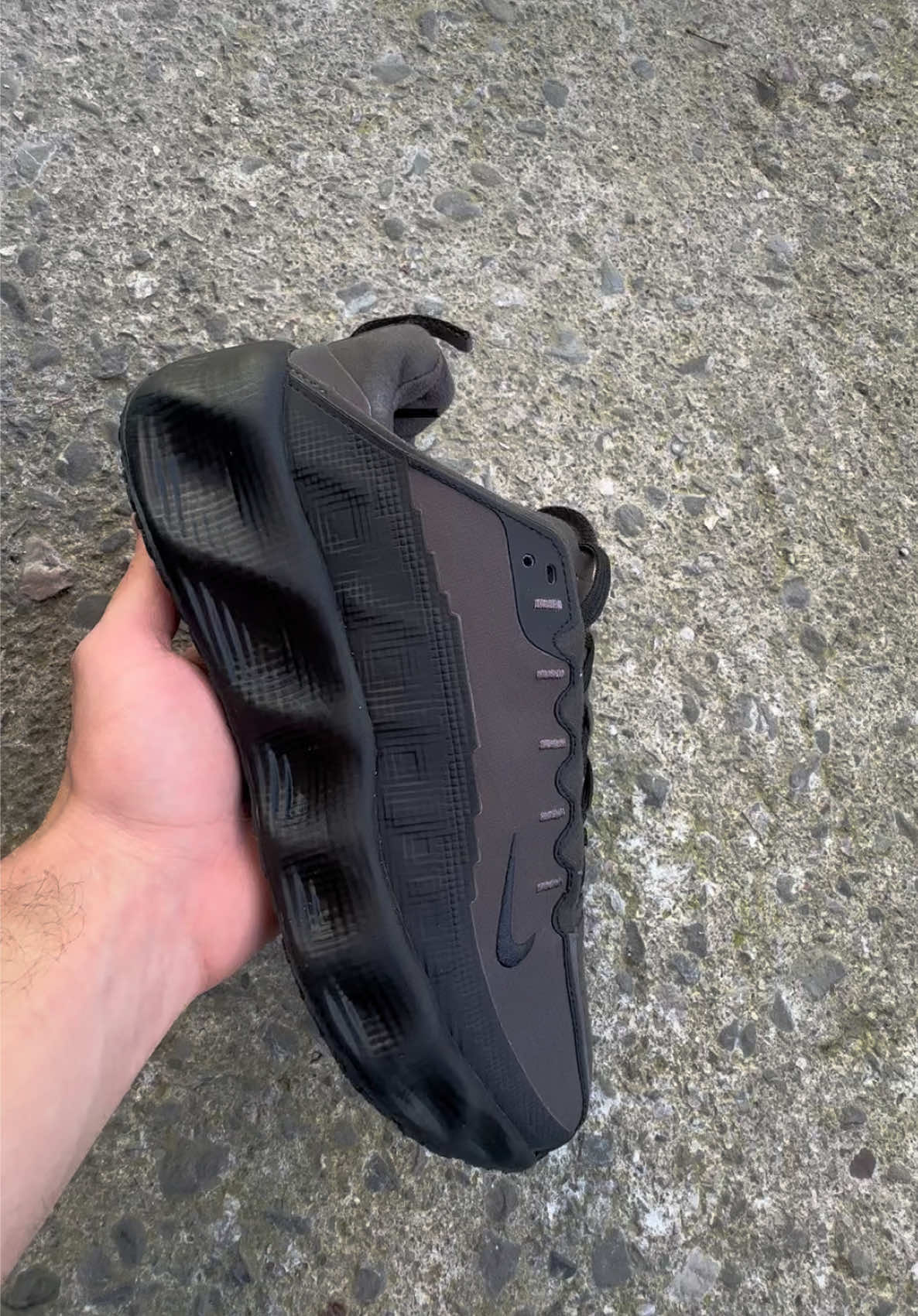 @erkicks.al