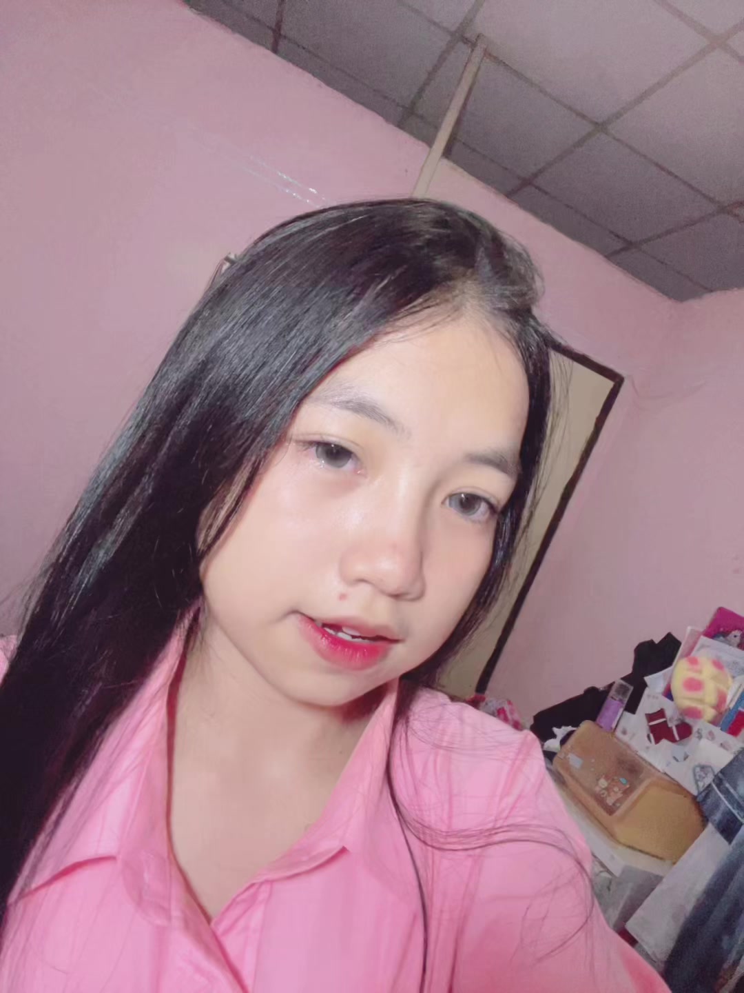 @𝑴𝒊𝒍𝒌シ