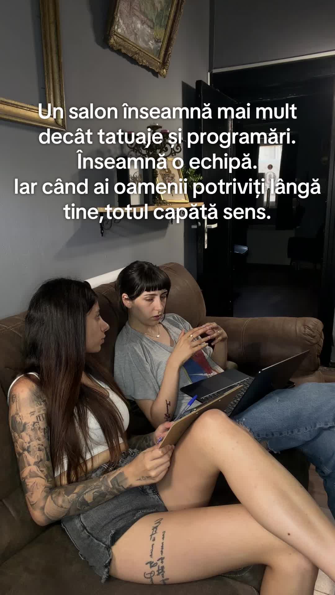 @Laura Andreea