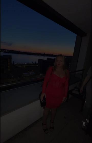 @KayLouise👅x