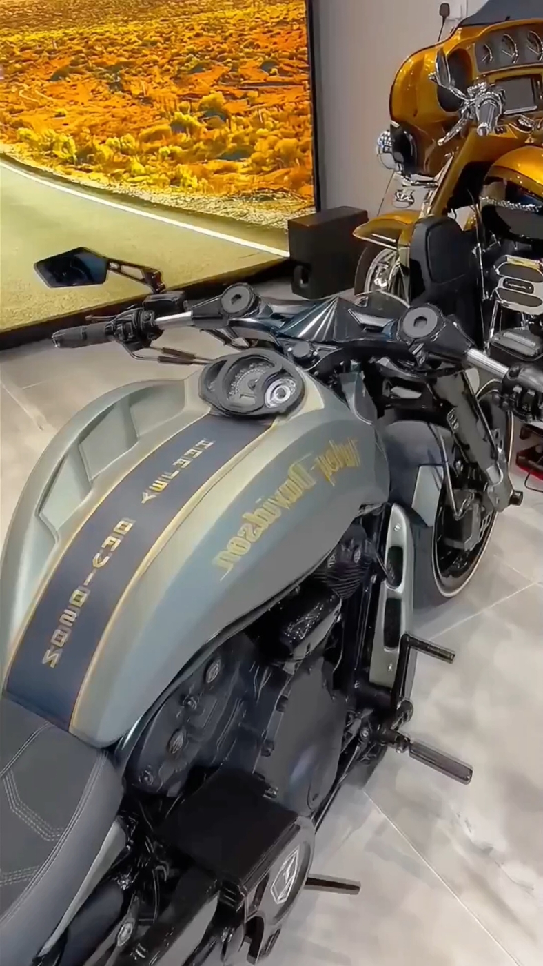@SUPER BIKE