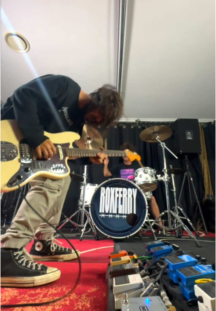 @Roxferryband