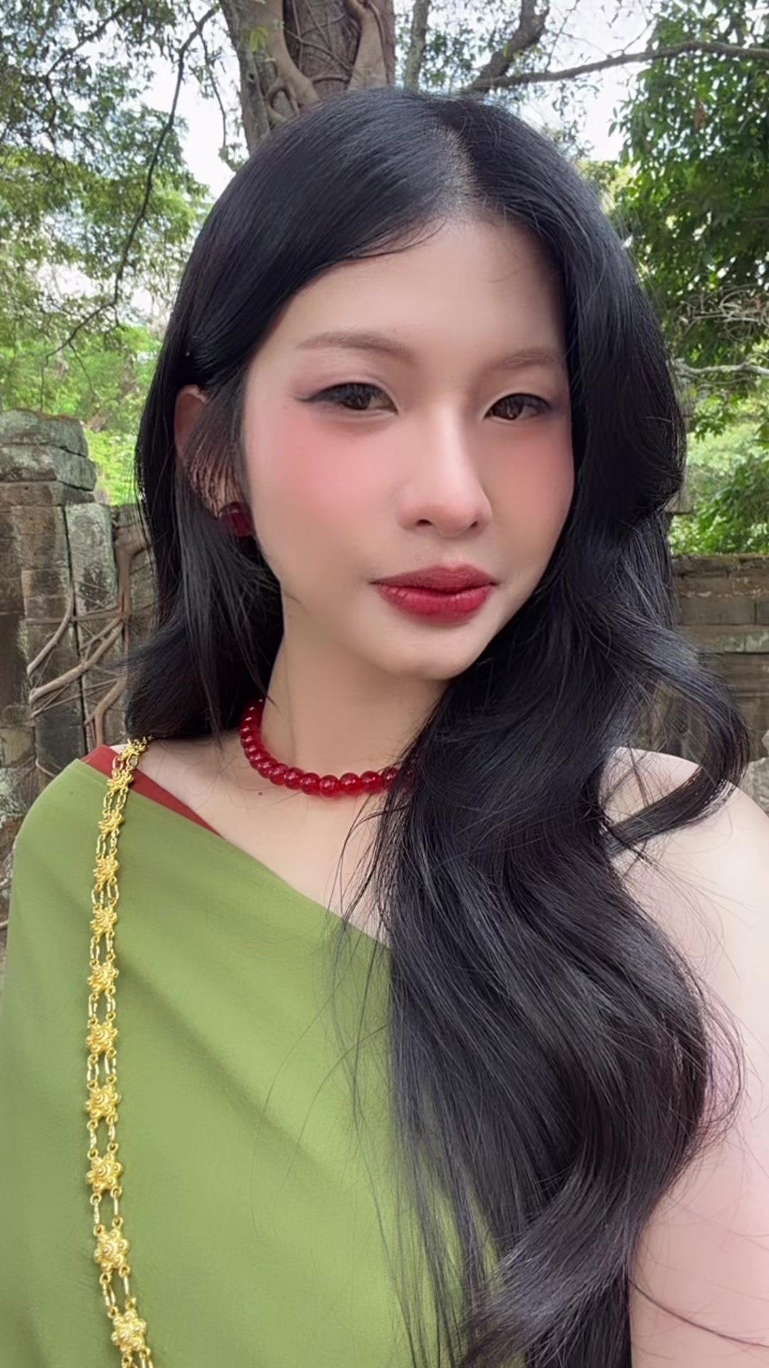 @Monika-ម៉ូនីកា