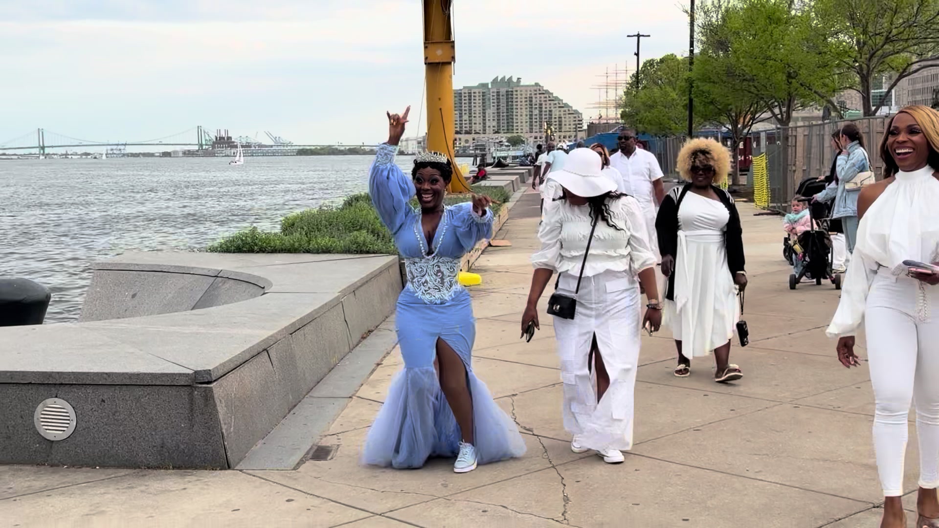 @diamondhne