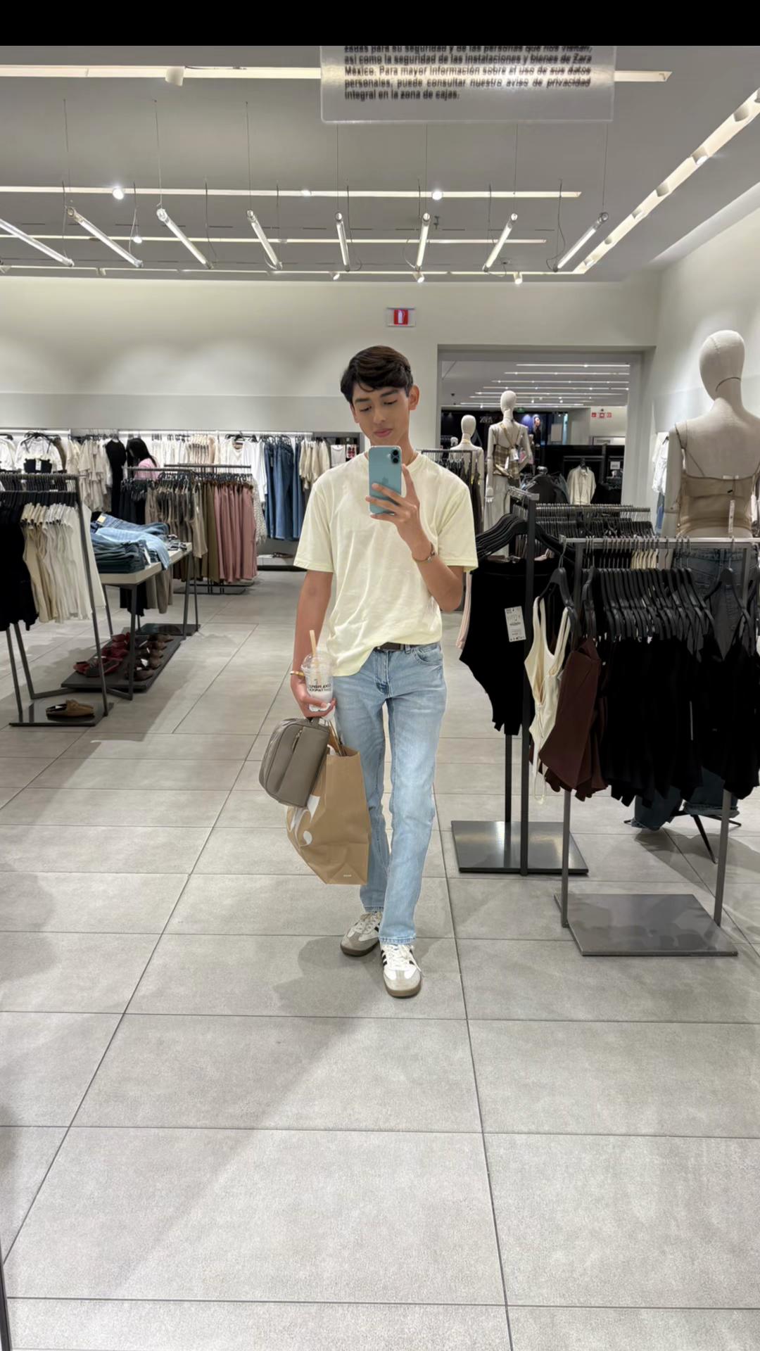 @Darwin 🦢