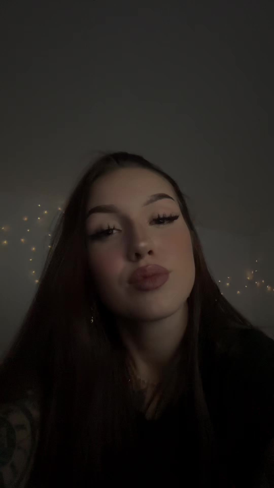 @𝖎𝖘𝖆