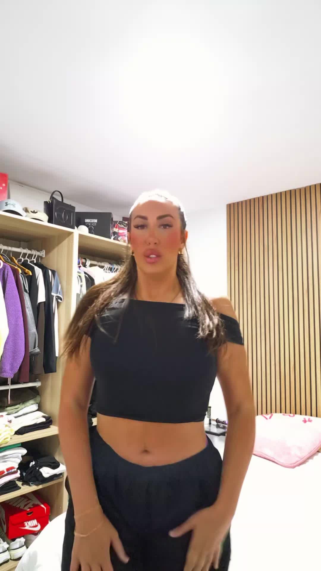 @ana🎀