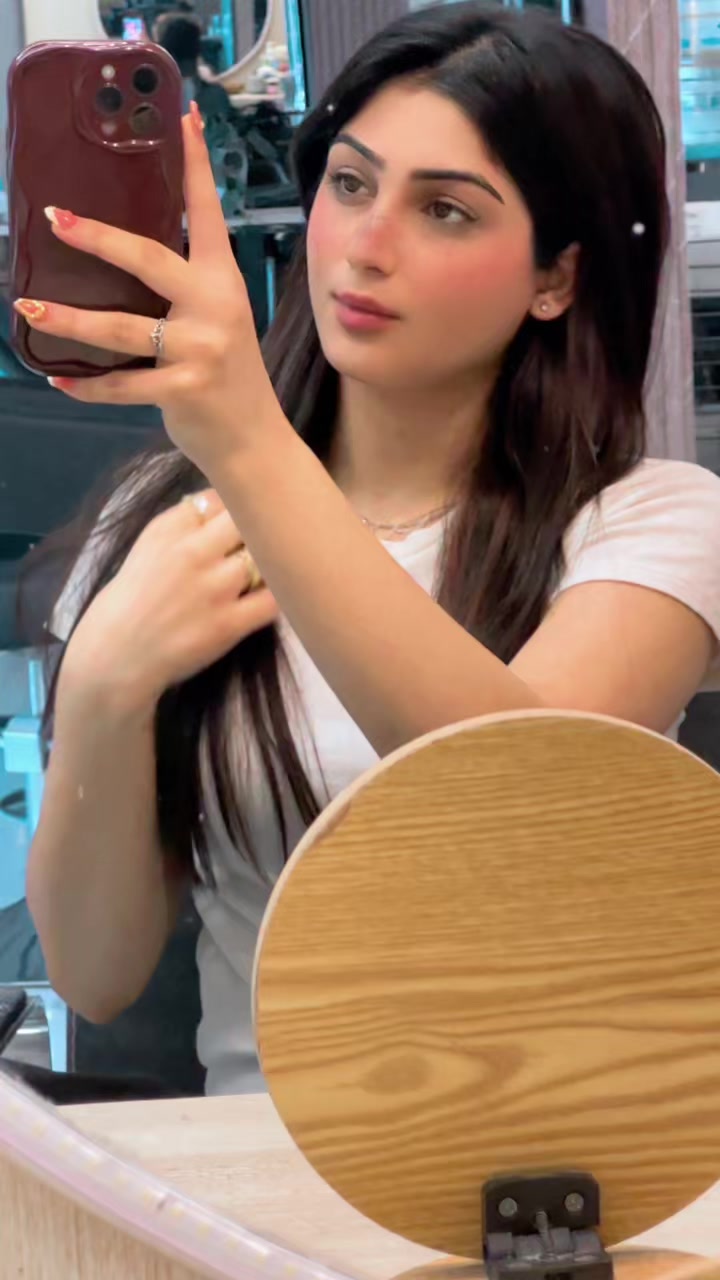 @𝒜𝓎𝓁𝓁𝒶𝒶❤️🦢