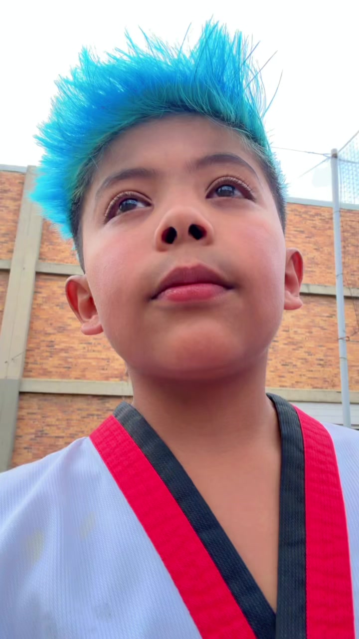 @S A N T I