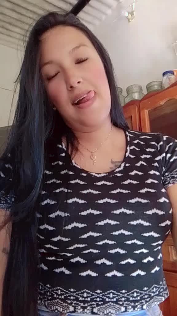 @🖤