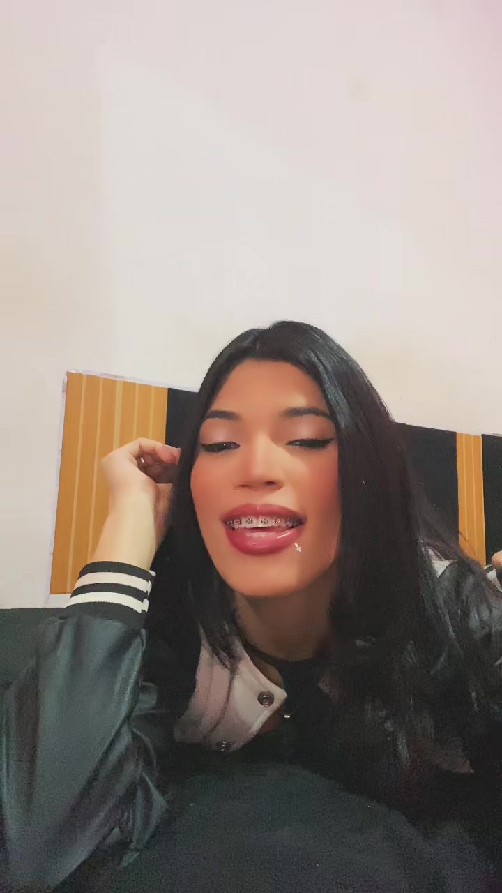 @juliana75057