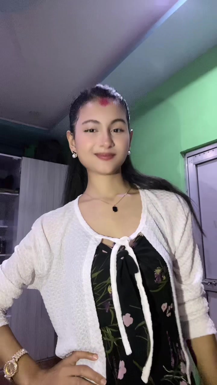 @Neê Ru