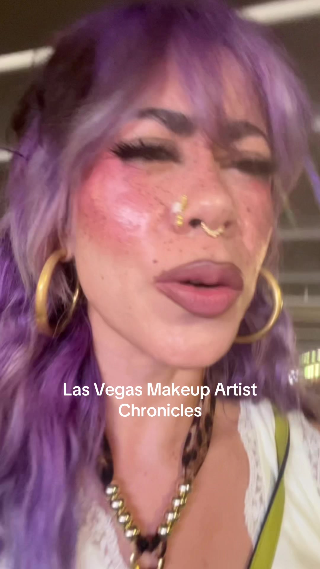 @Tati ✨ Makeup/Dressup
