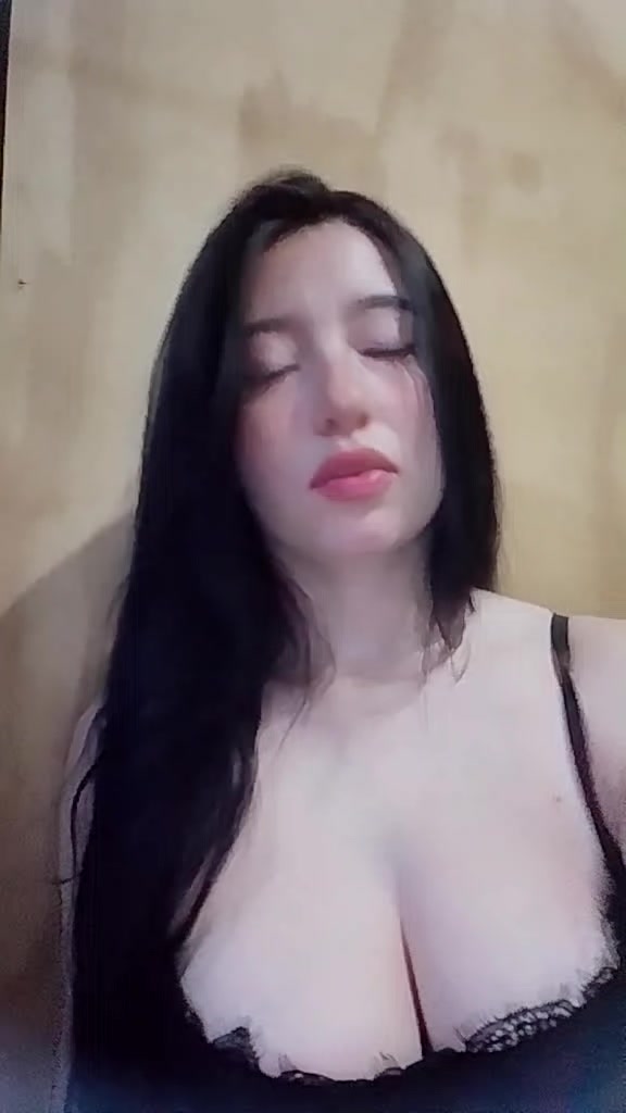 @Pauuu 😋