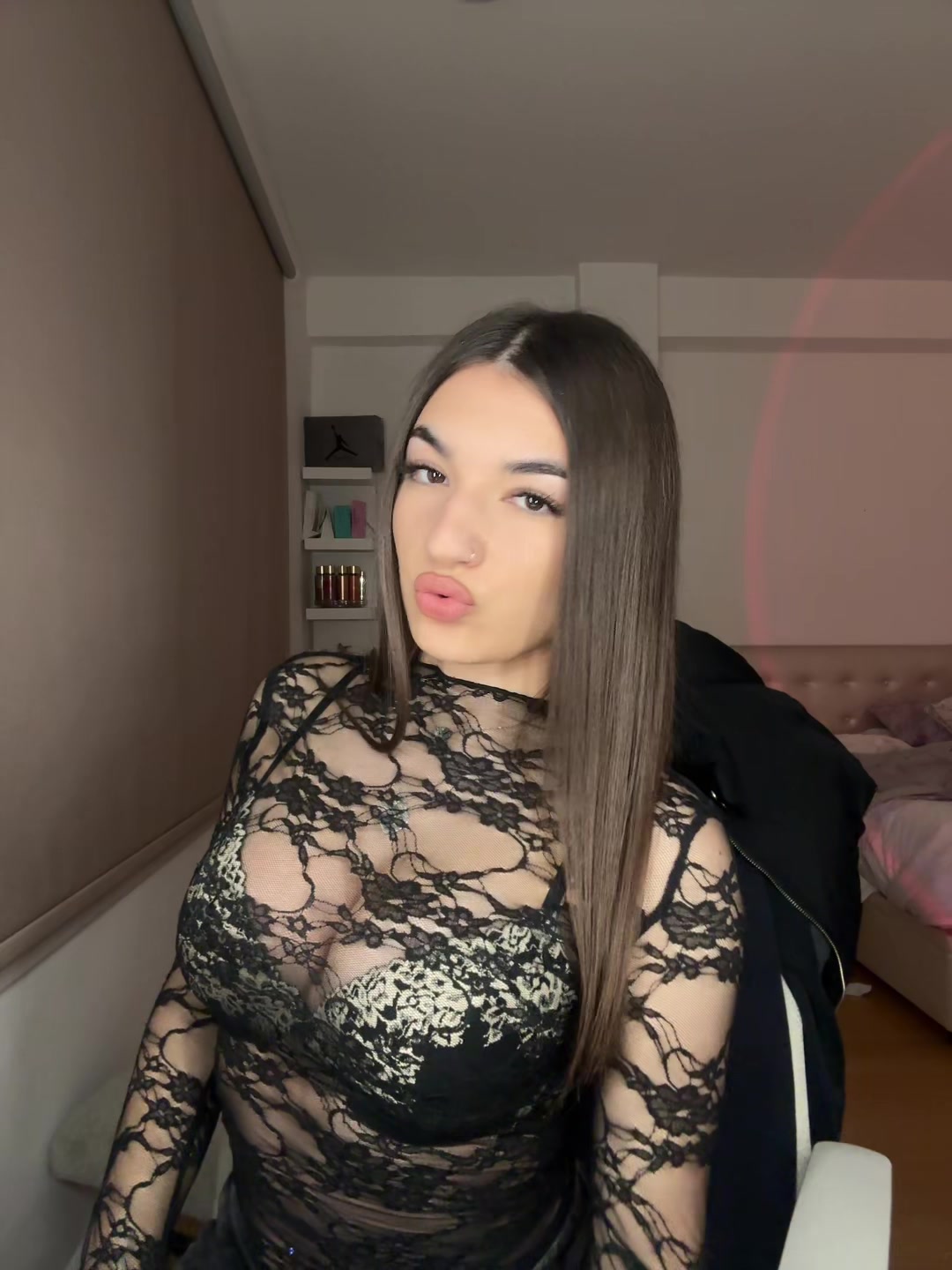 @💕👅🫦🪽🍸💋