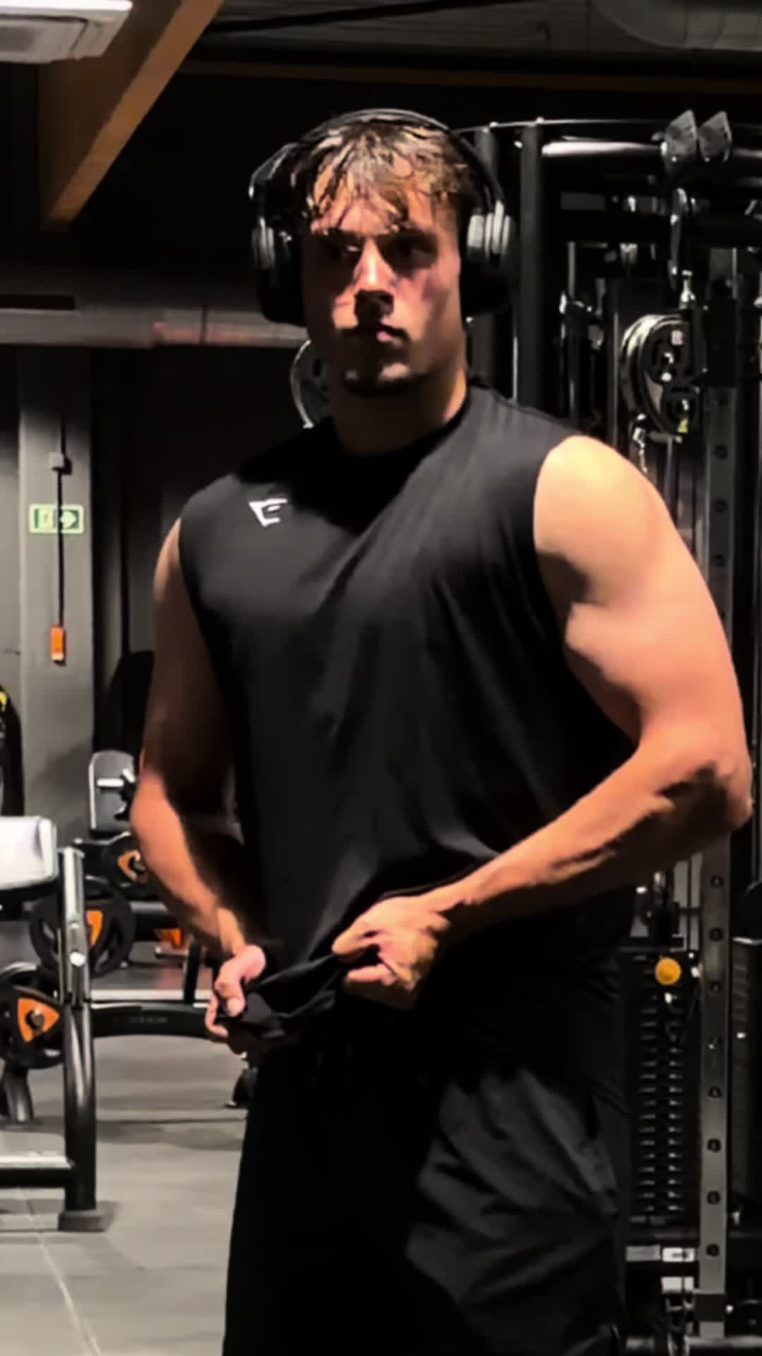 @Ares 🦇