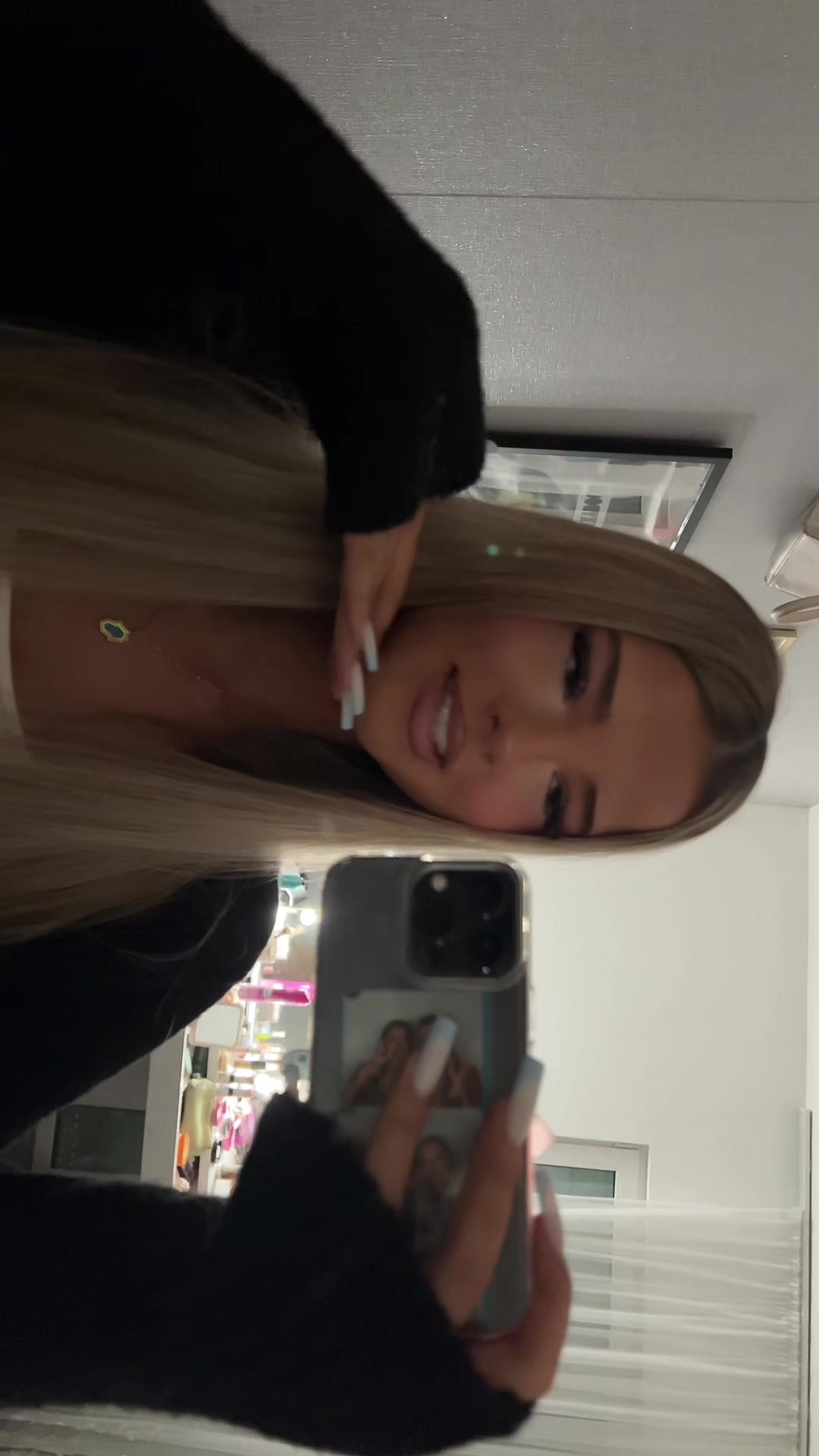 @emilyemnn