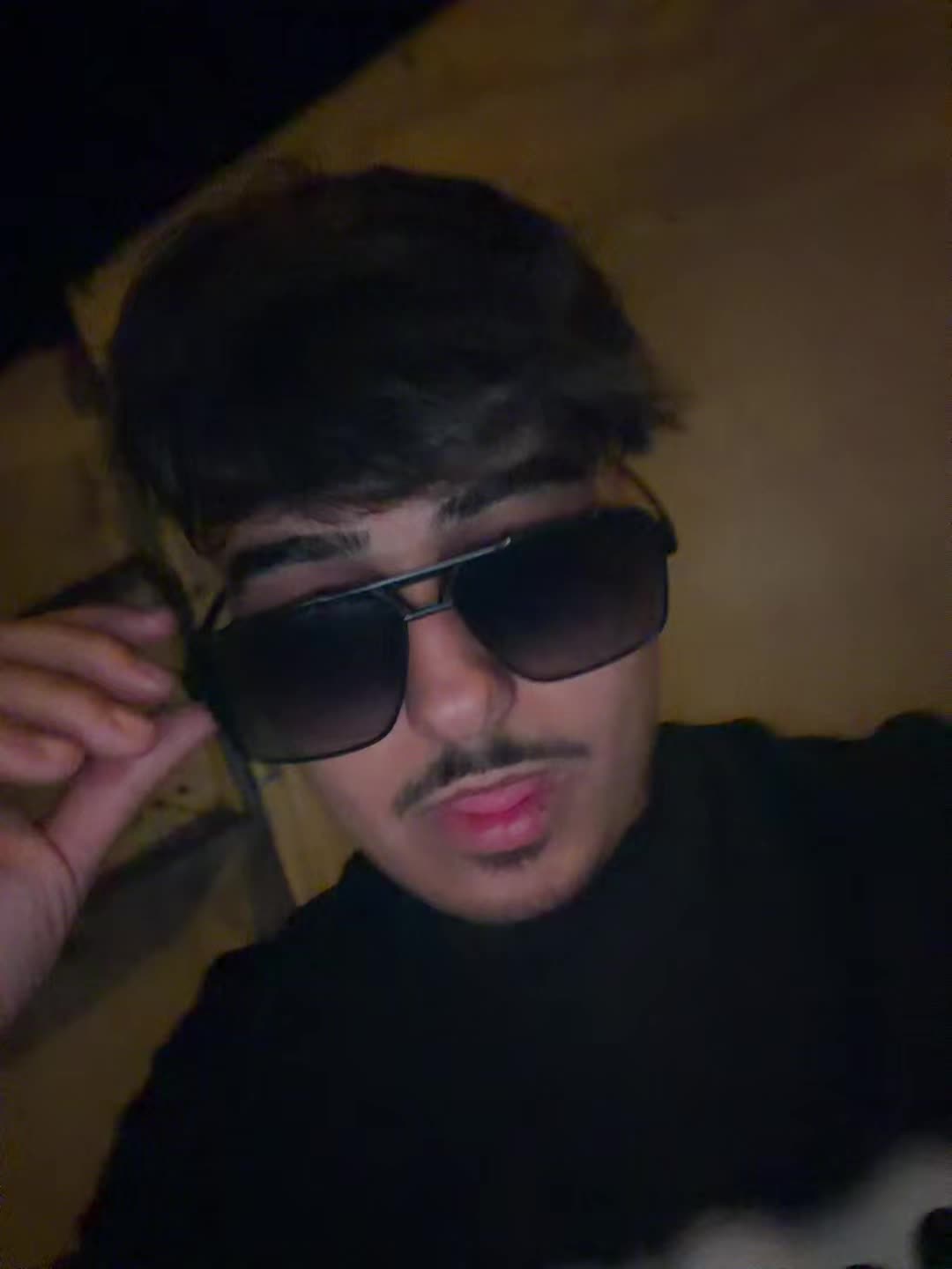 @robyhazzz