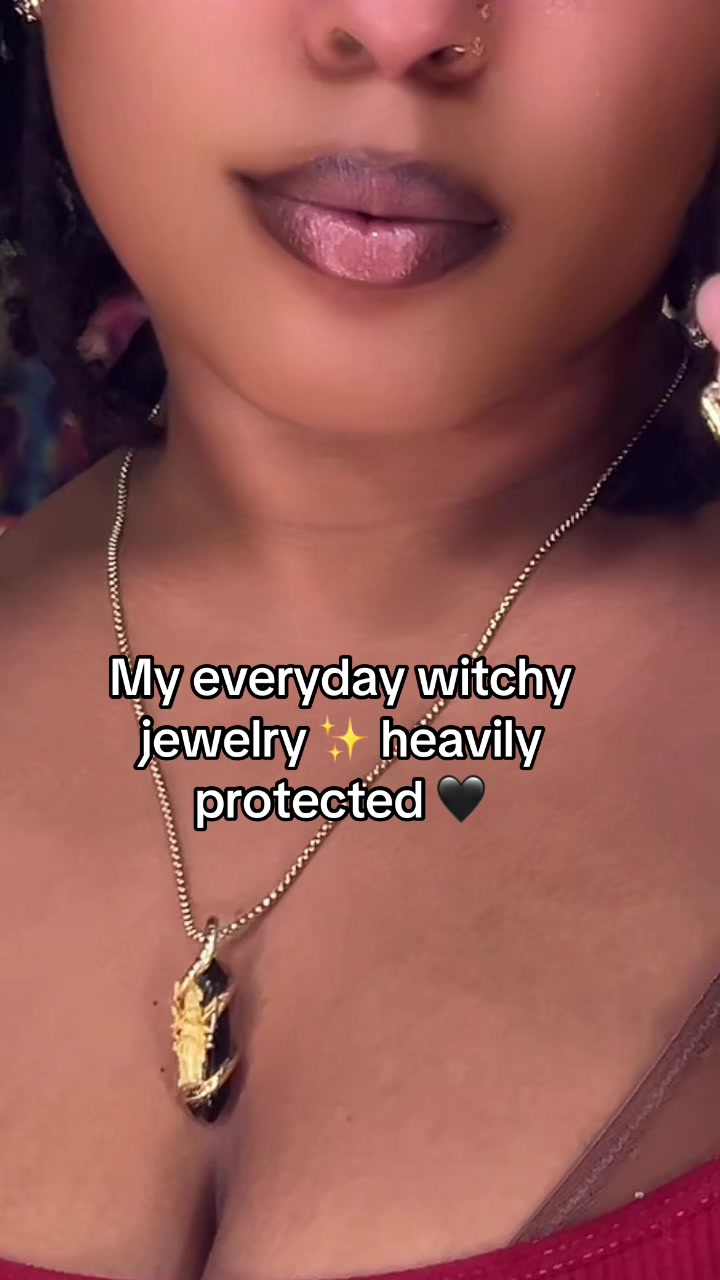 @WhimZee 🌺✨🧚🏽🔮
