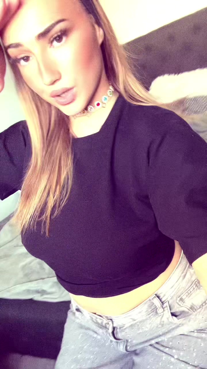 @𝐂𝐀𝐒𝐒𝐀𝐍𝐃𝐑𝐀🌶️🧛&zwj;♀️