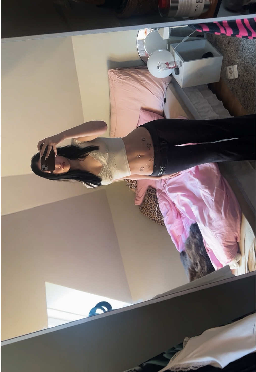 @🧛🏻&zwj;♀️