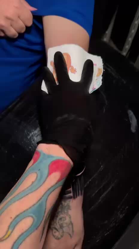 @Oscar-tattoo