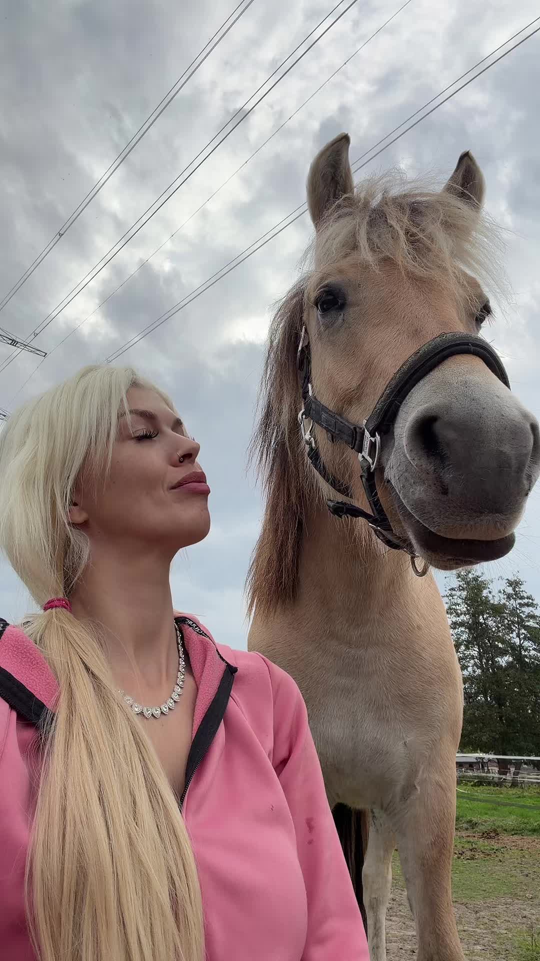 @Dutchblondiebabe