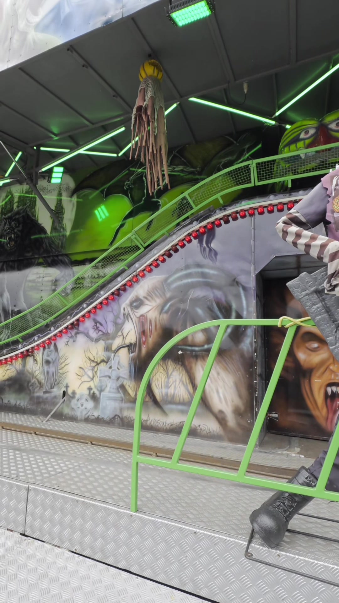 @funfairrides360