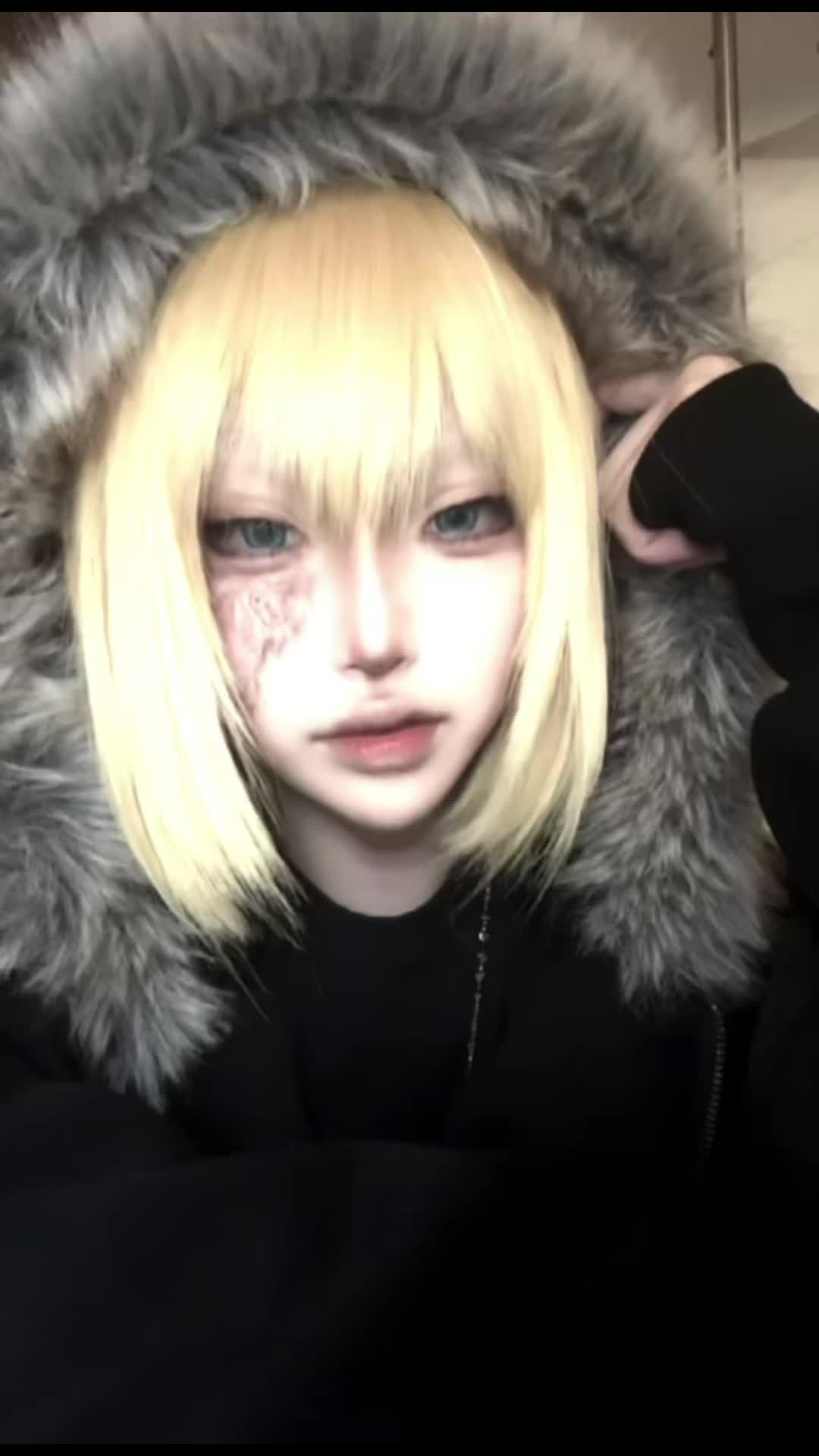 @ひな