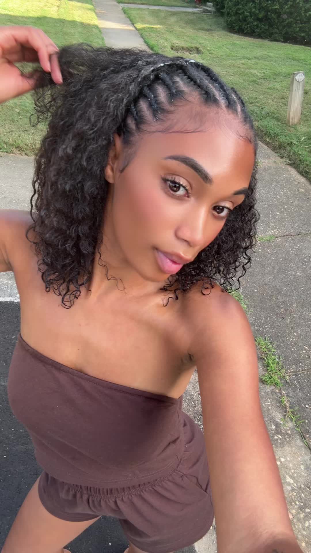 @TheRealGoldenbeautii
