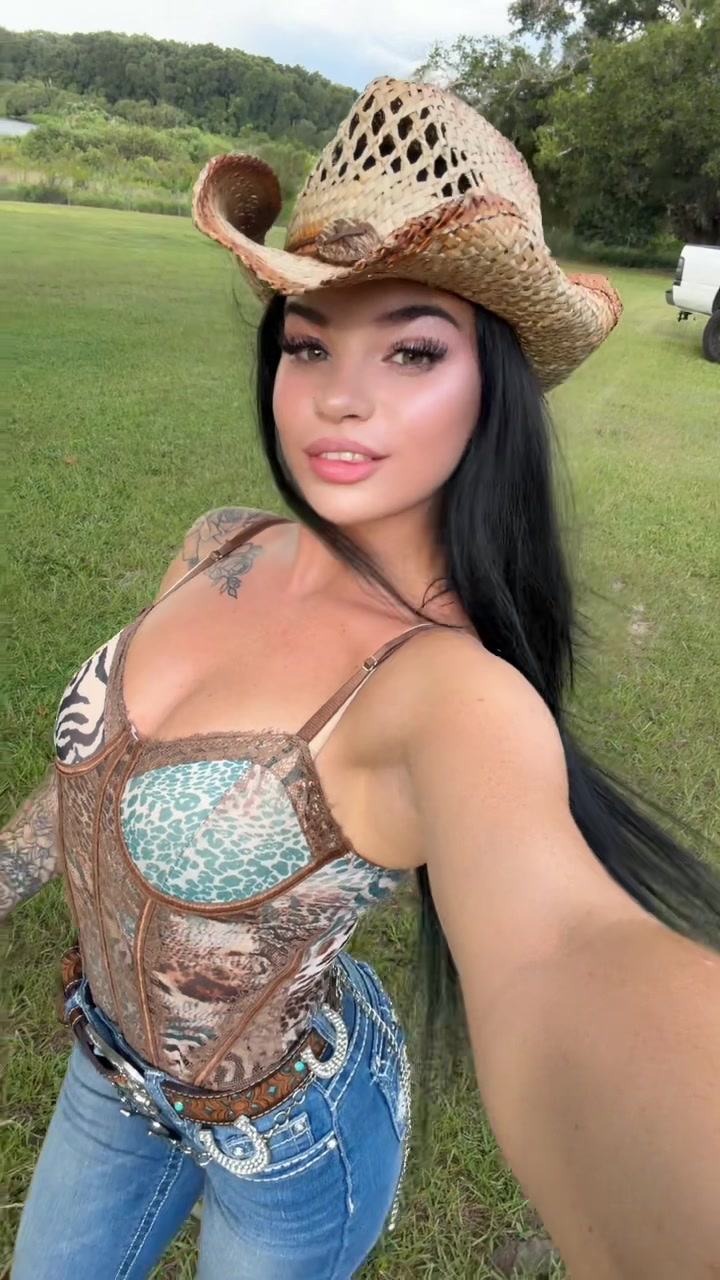 @Tatted Chelsea🖤