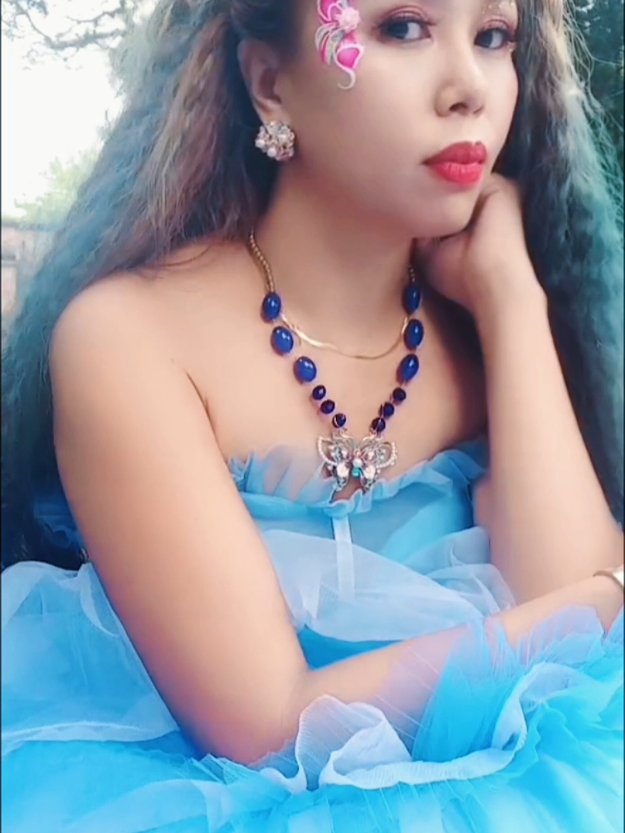 @WitchyQueen