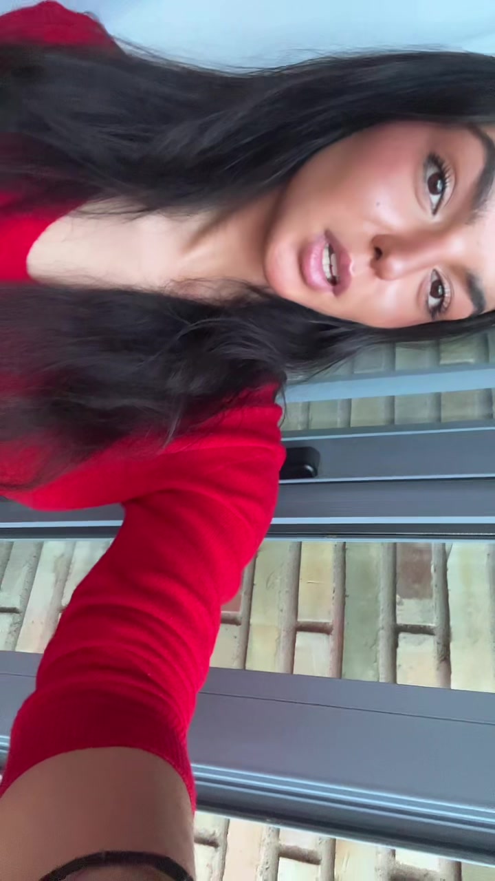 @adrianagago