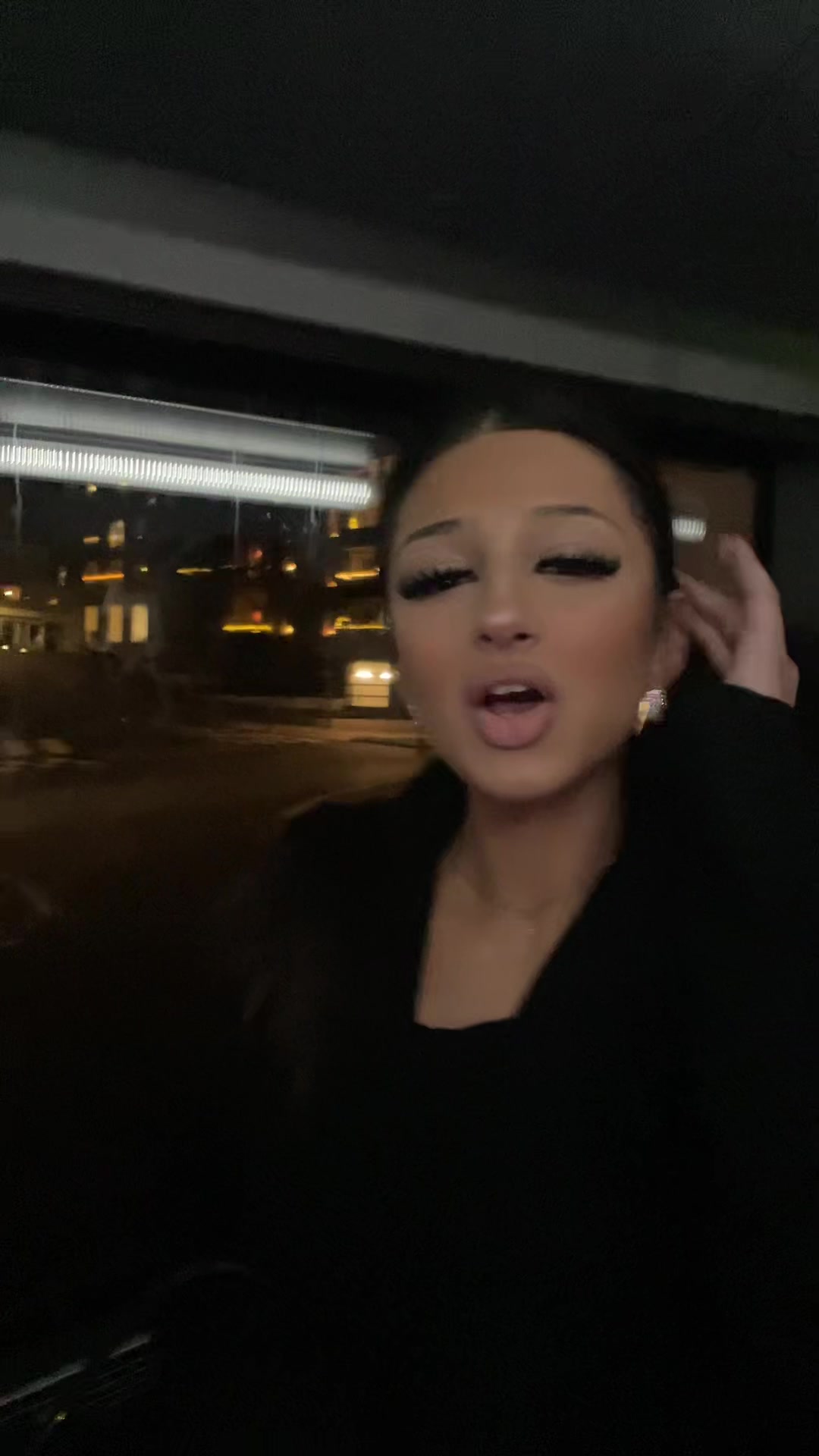 @Isabella
