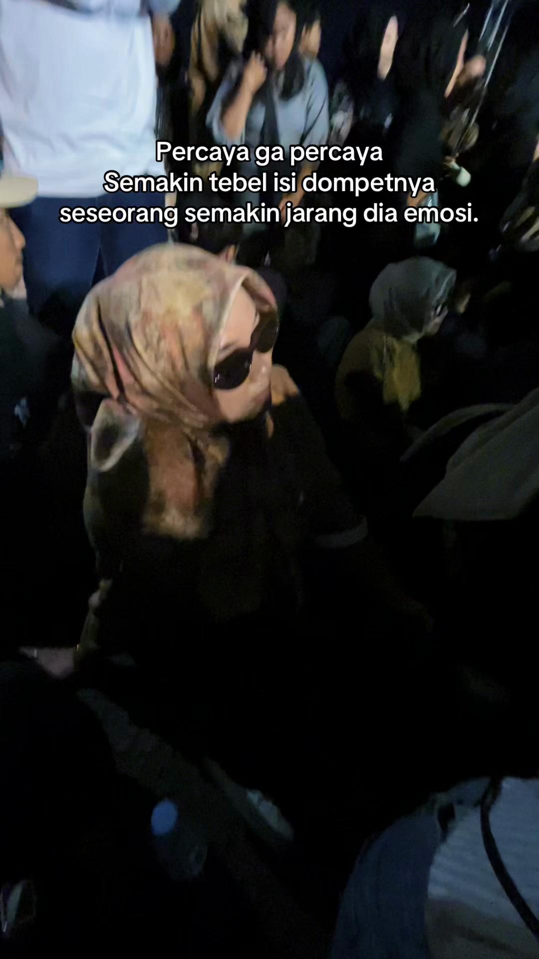 @Dewiigg